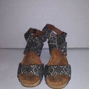 Lucky Brand Wedge 6/6.5